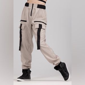 Weissman/Utility Pocket Joggers
14562